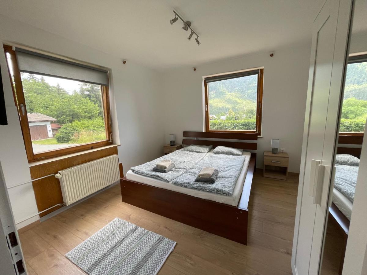 Haus Schwarzenbach Weissbriach Exterior foto